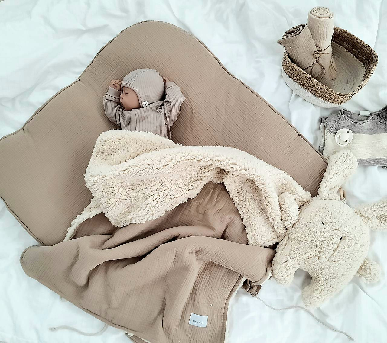 Mušelínová súprava pre bábätko 3v1 – Svetlohnedá (BASIC)