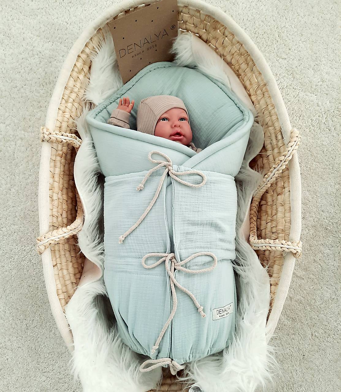 Mušelínová zavinovačka s viazaním – mentolová