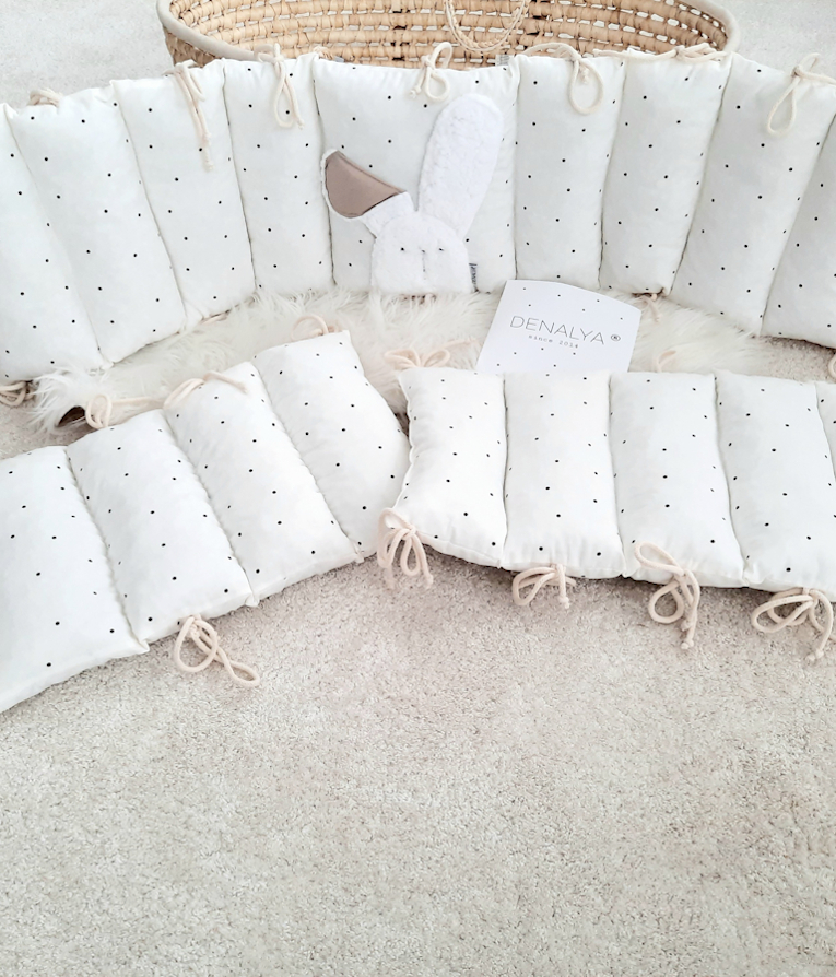 Mantinel premium do postieľky – bodky s bielym zajkom