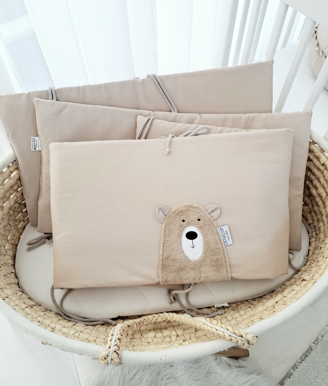 Mantinel do postieľky – latte so svetlohnedým mackom