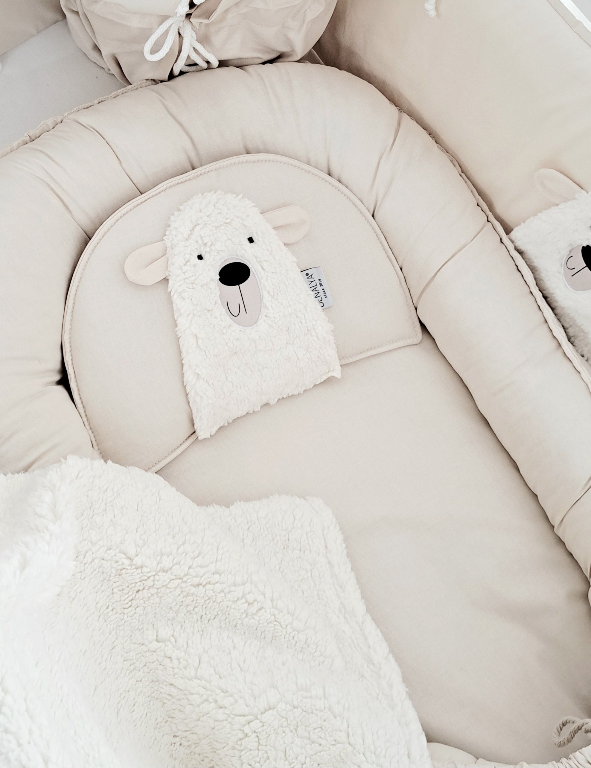 Doplnkový vankúš do hniezda – ovečka